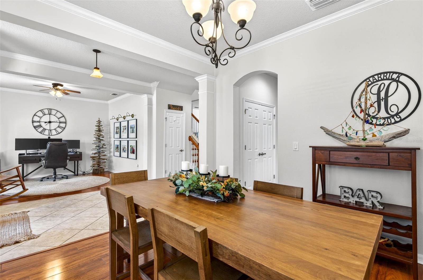 Image 13 of 77 For 6604 Portland Oak Court