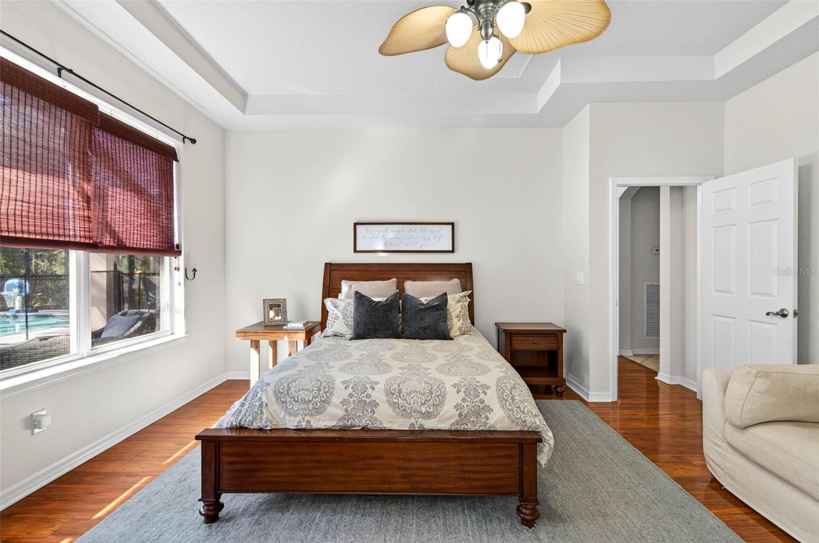 Image 34 of 77 For 6604 Portland Oak Court