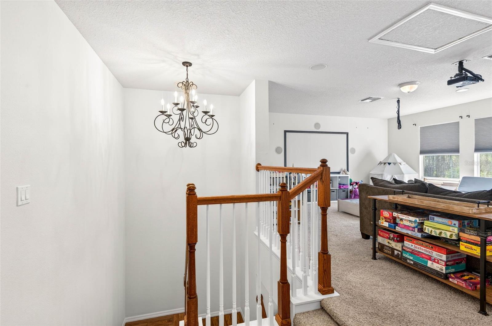 Image 41 of 77 For 6604 Portland Oak Court