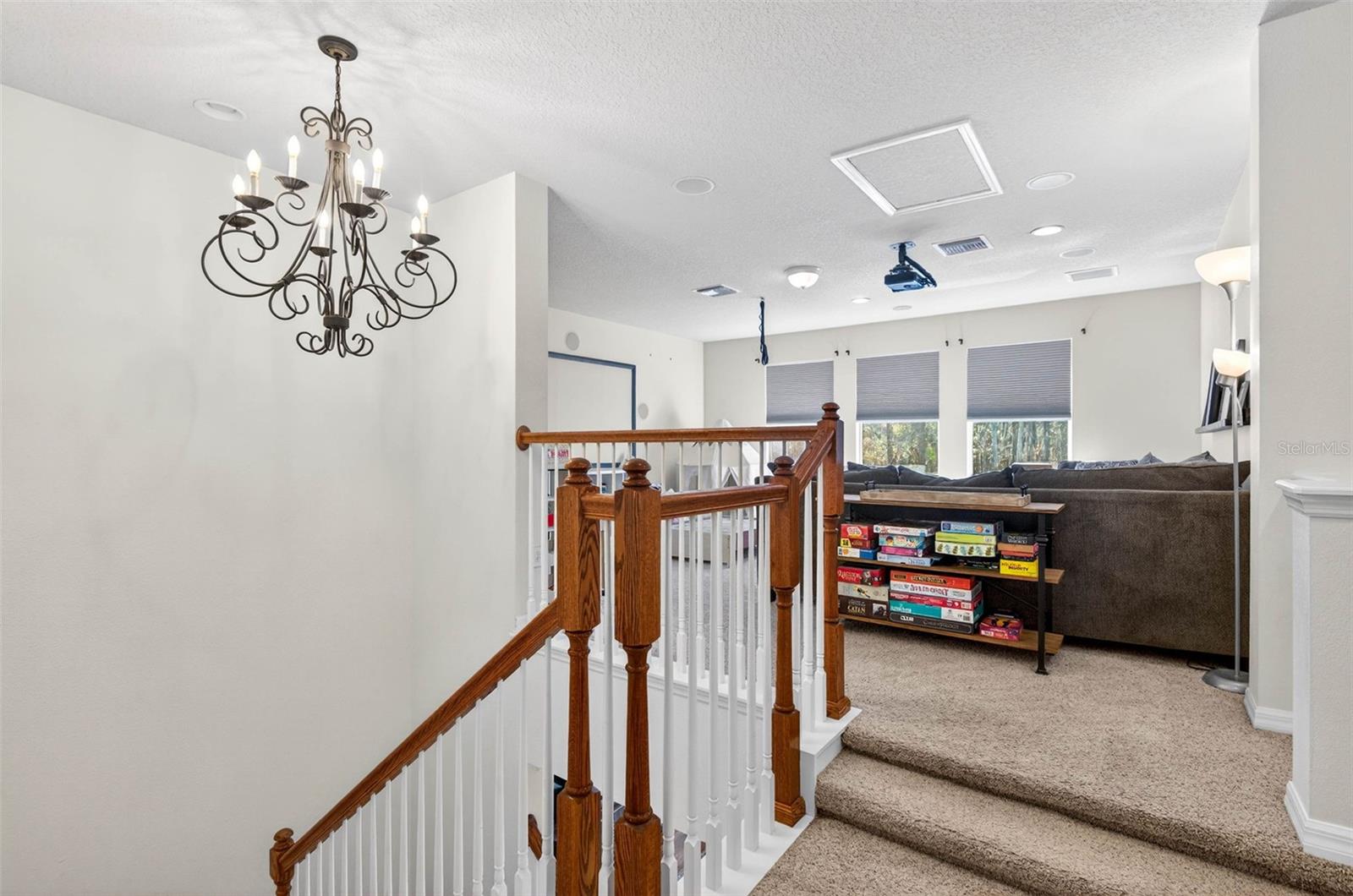 Image 42 of 77 For 6604 Portland Oak Court