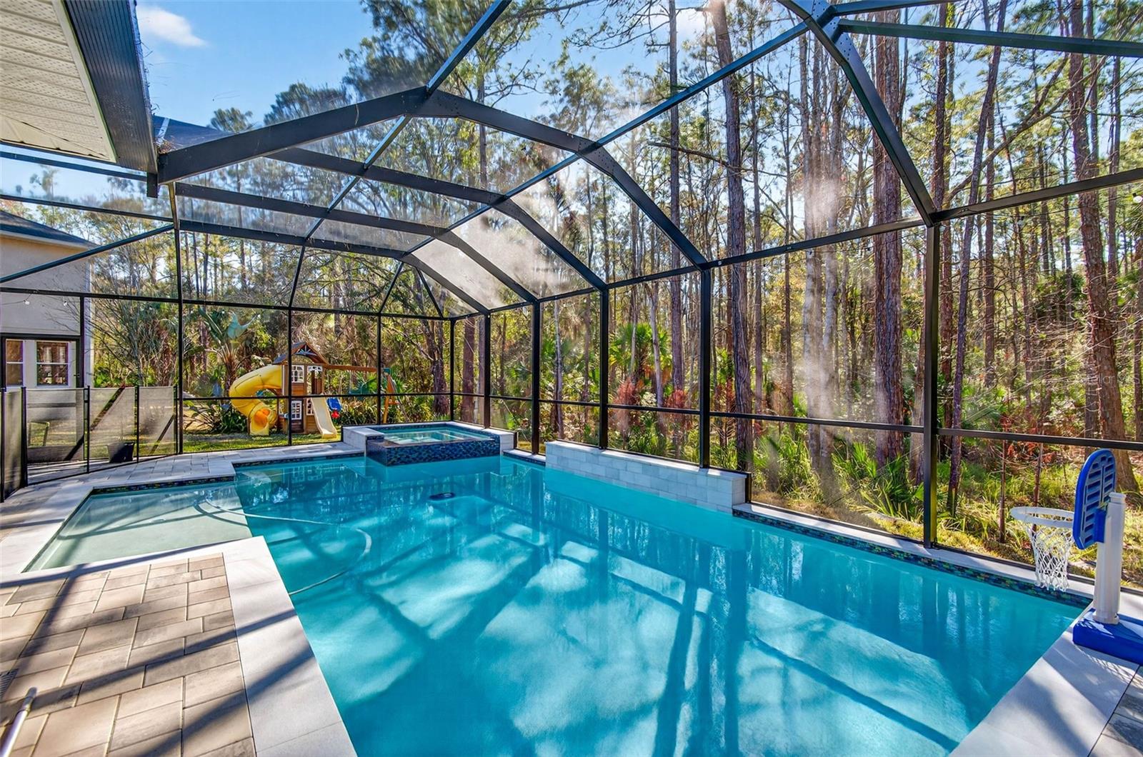 Image 62 of 77 For 6604 Portland Oak Court