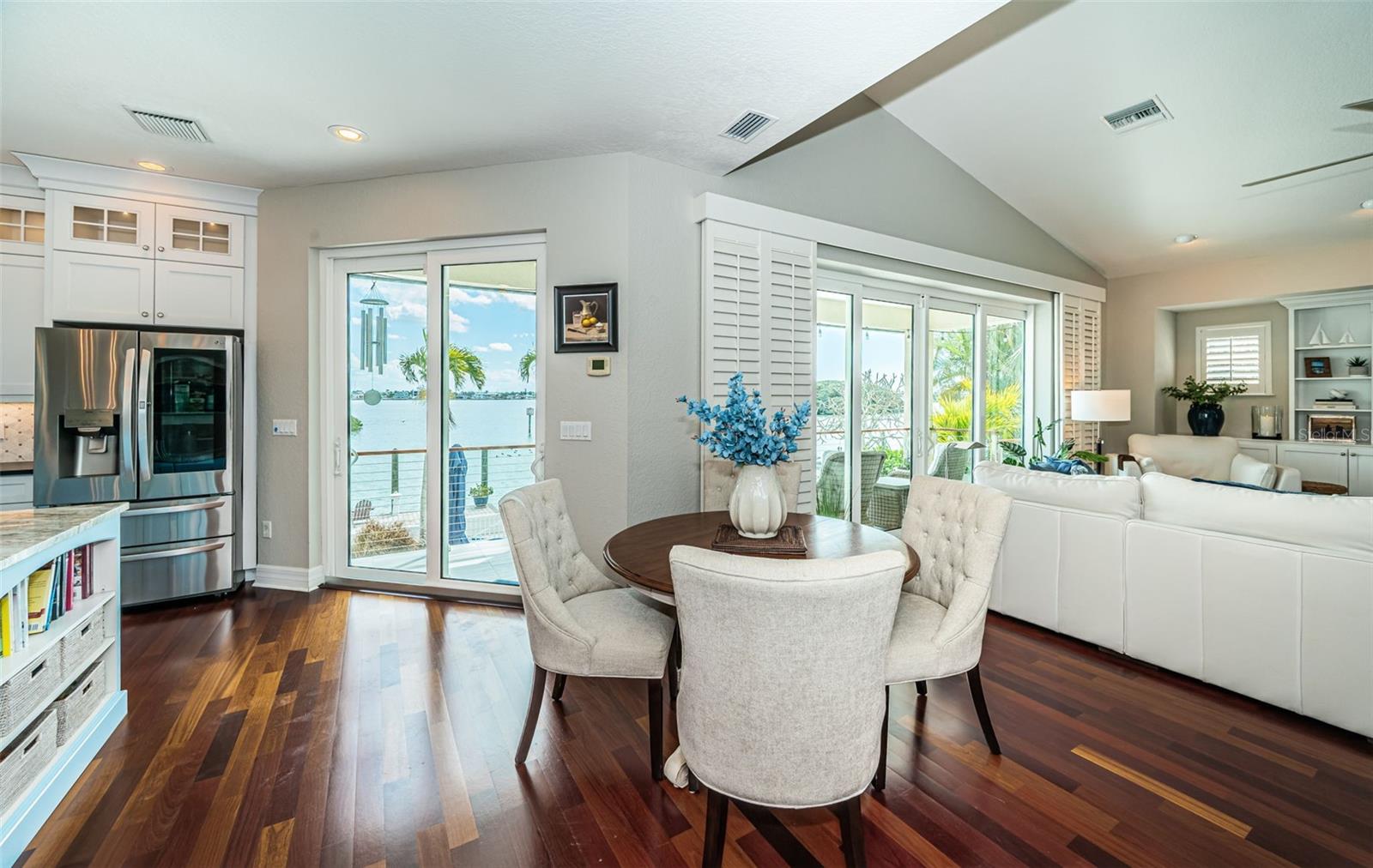 Image 27 of 67 For 709 Harbor Drive