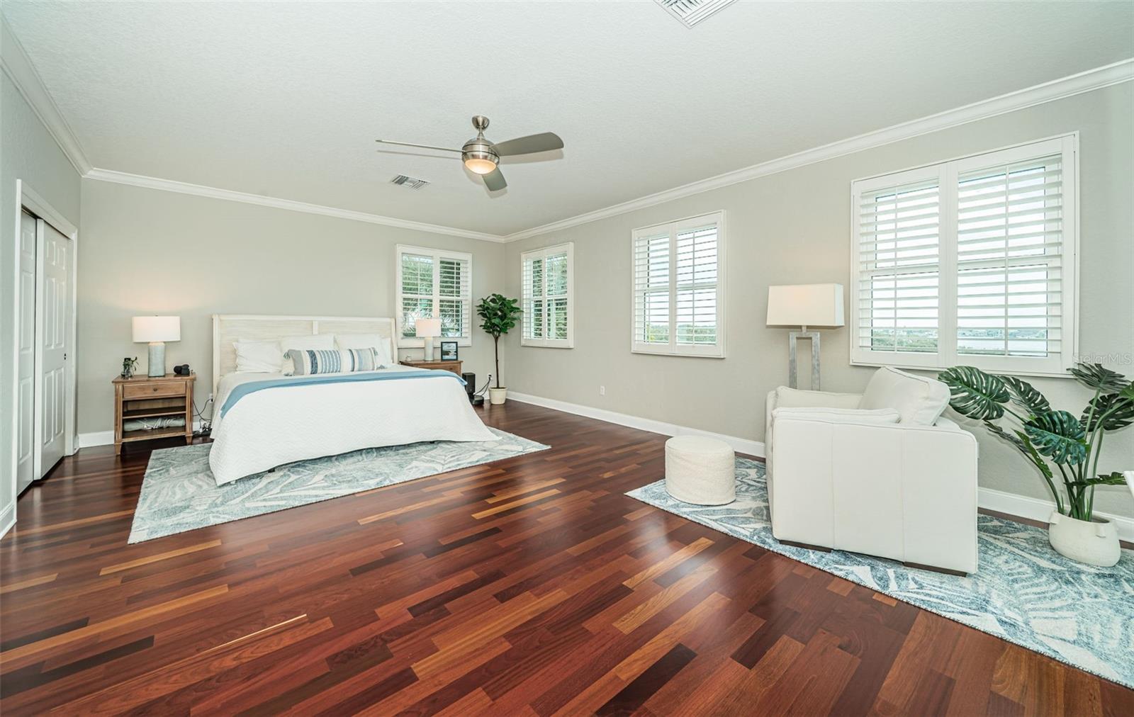 Image 34 of 67 For 709 Harbor Drive