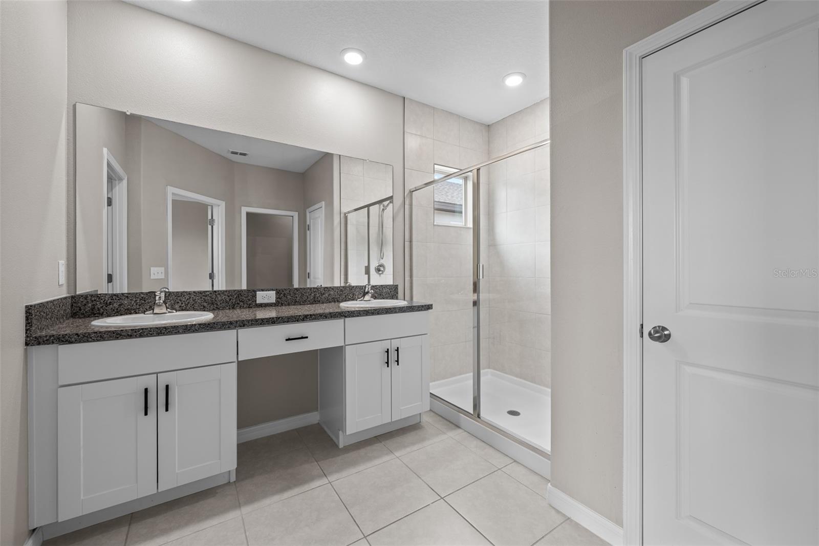 Image 25 of 41 For 31615 Blue Passing Loop