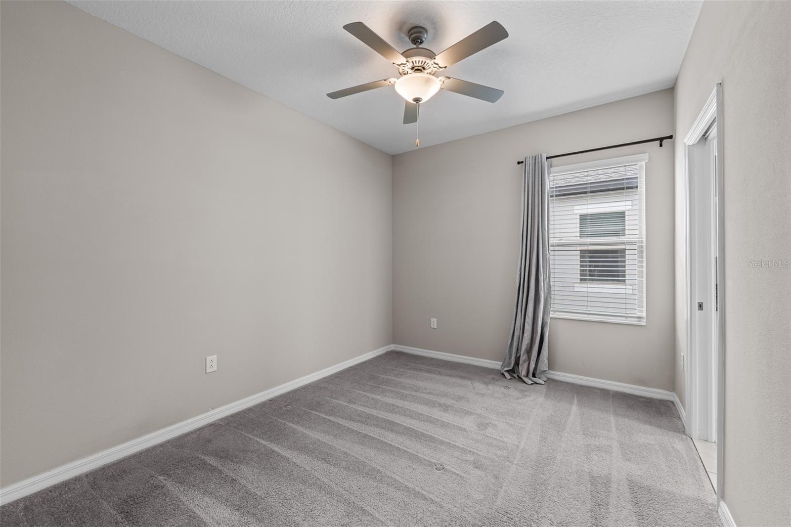 Image 29 of 41 For 31615 Blue Passing Loop