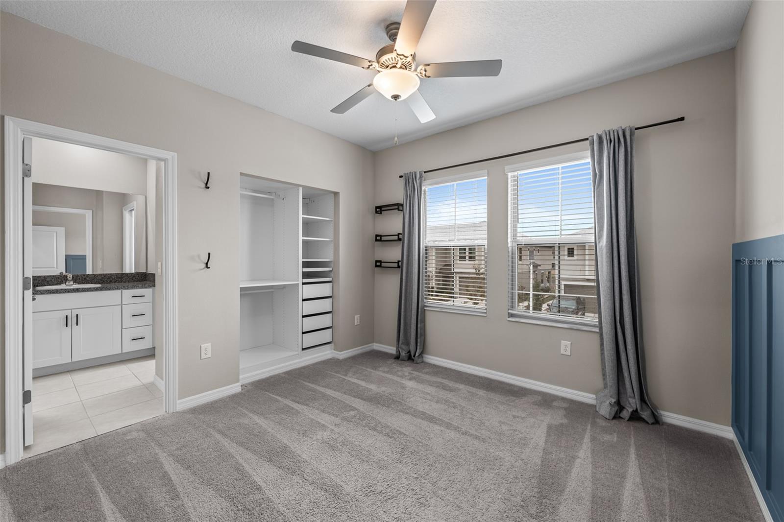 Image 31 of 41 For 31615 Blue Passing Loop