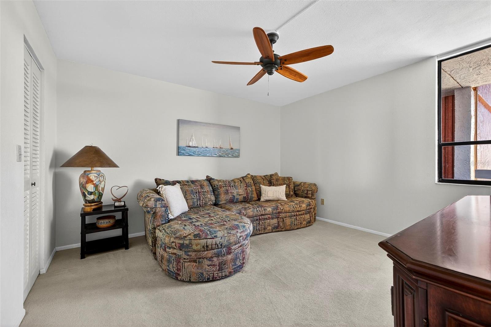 Listing photo id 15 for 17900 Gulf Boulevard 15b