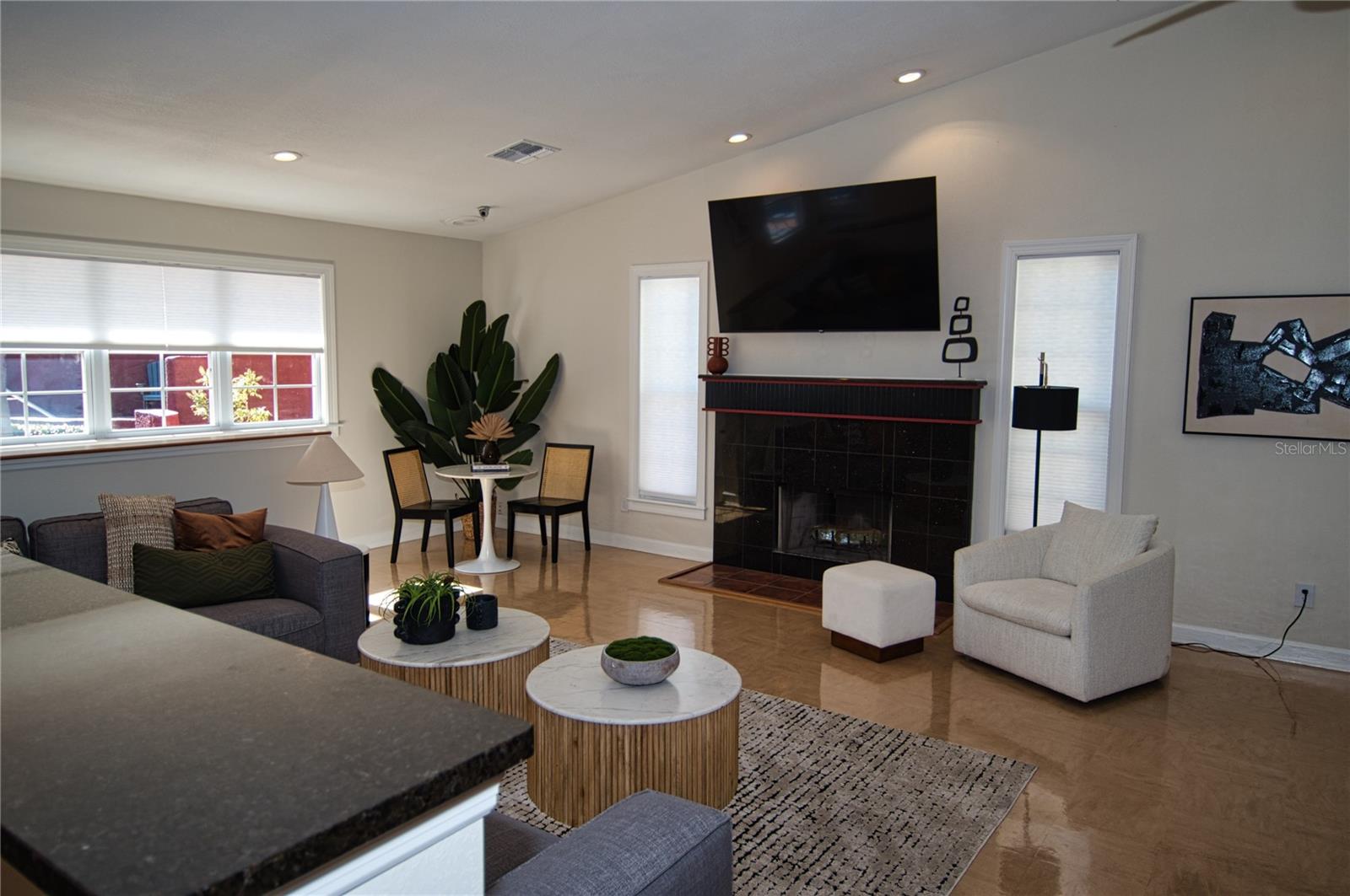 Image 33 of 35 For 1793 Hampton Lane 110