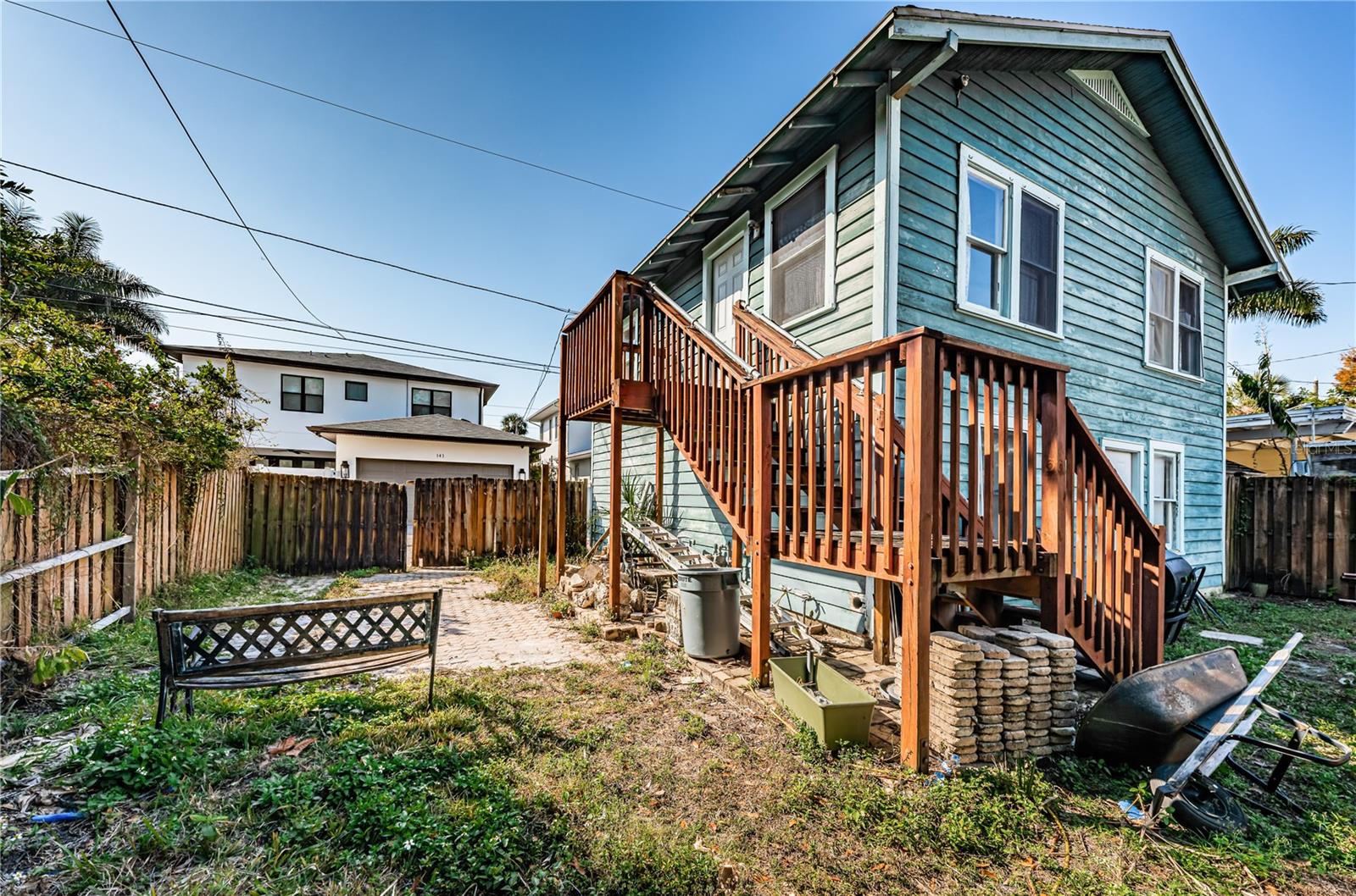 Image 12 of 23 For 138 10th Avenue Ne