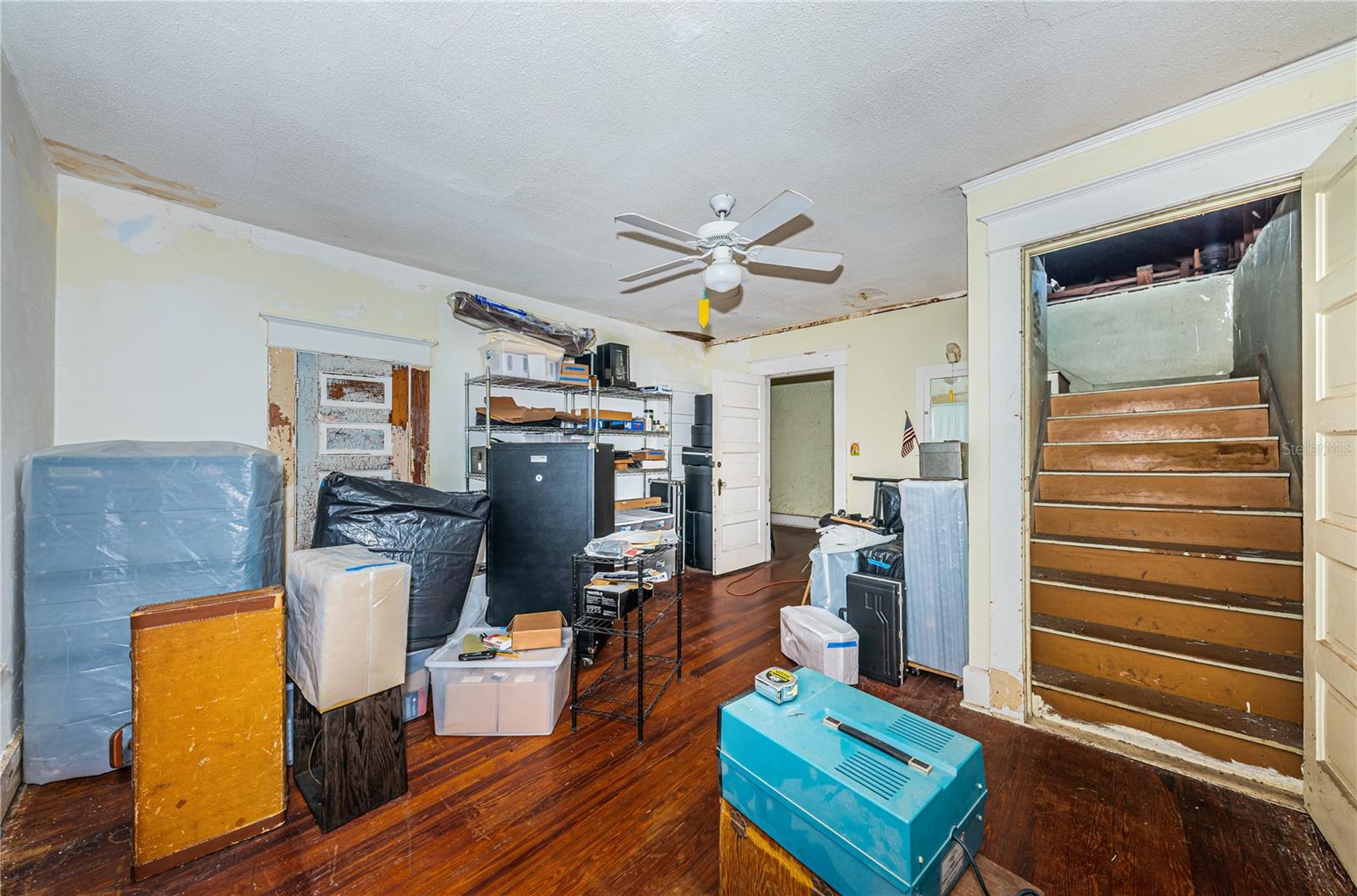 Image 9 of 23 For 138 10th Avenue Ne