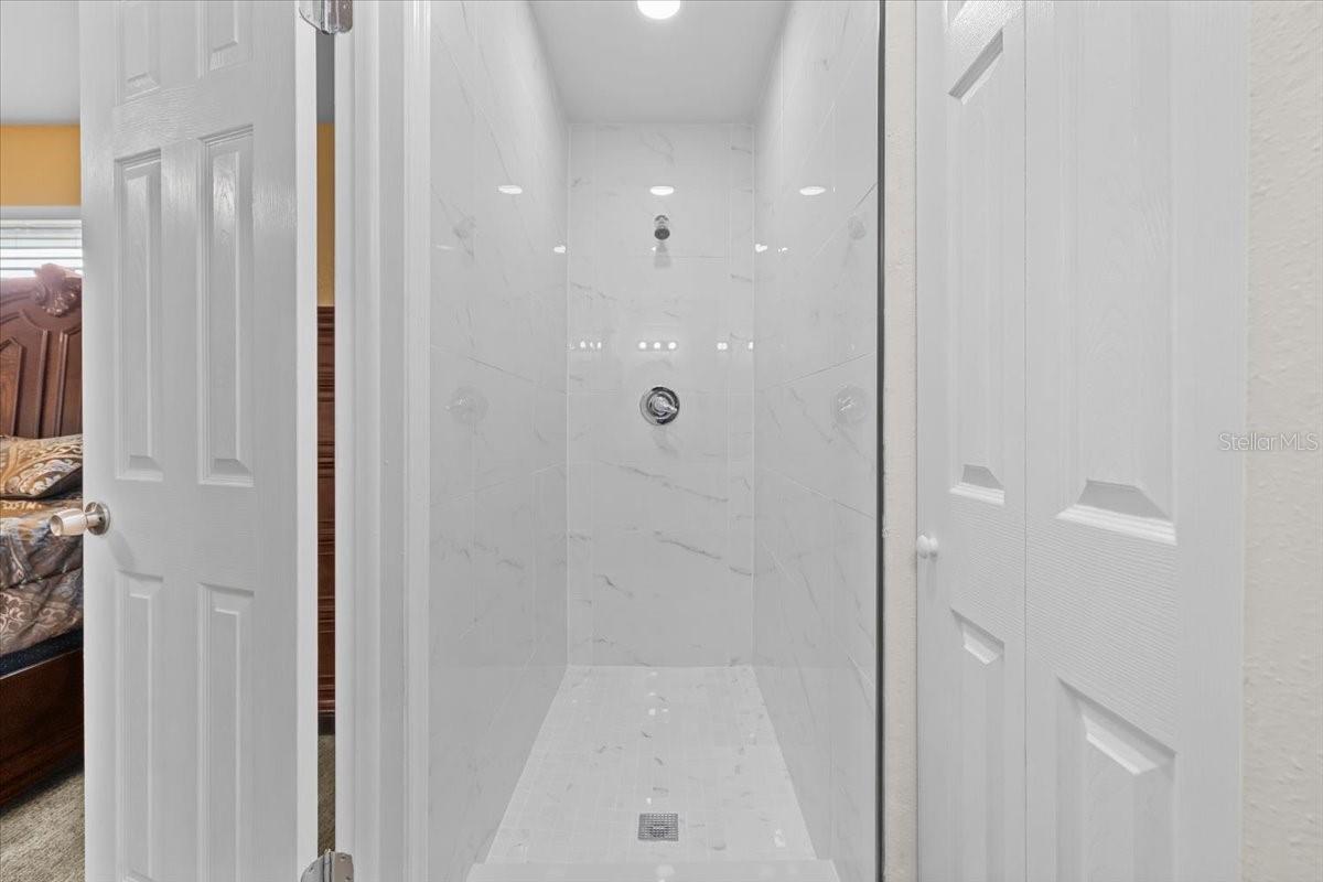 Image 15 of 28 For 4945 91st Avenue N 30