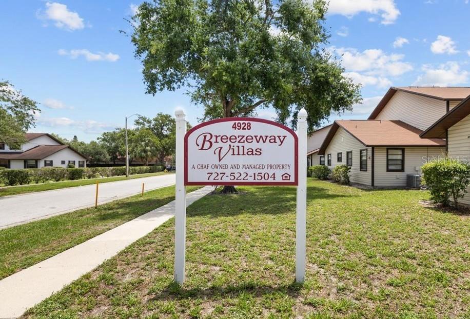 Image 28 of 28 For 4945 91st Avenue N 30