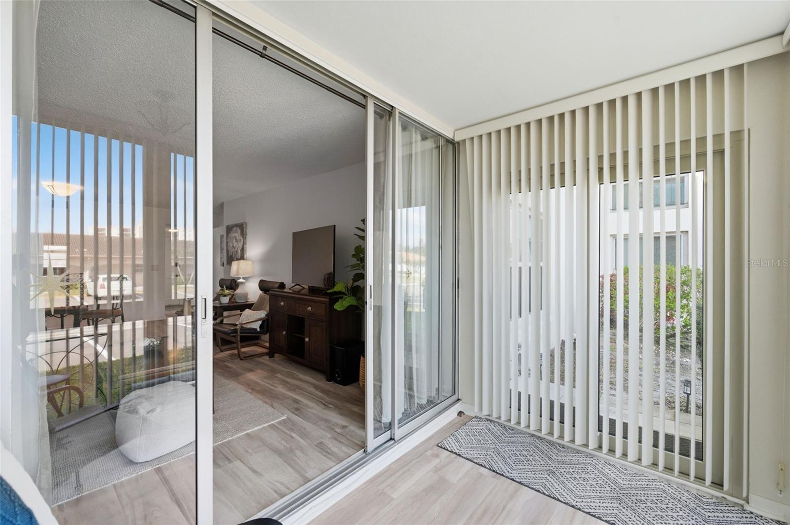 Image 26 of 39 For 19029 Us Highway 19 N 6-10