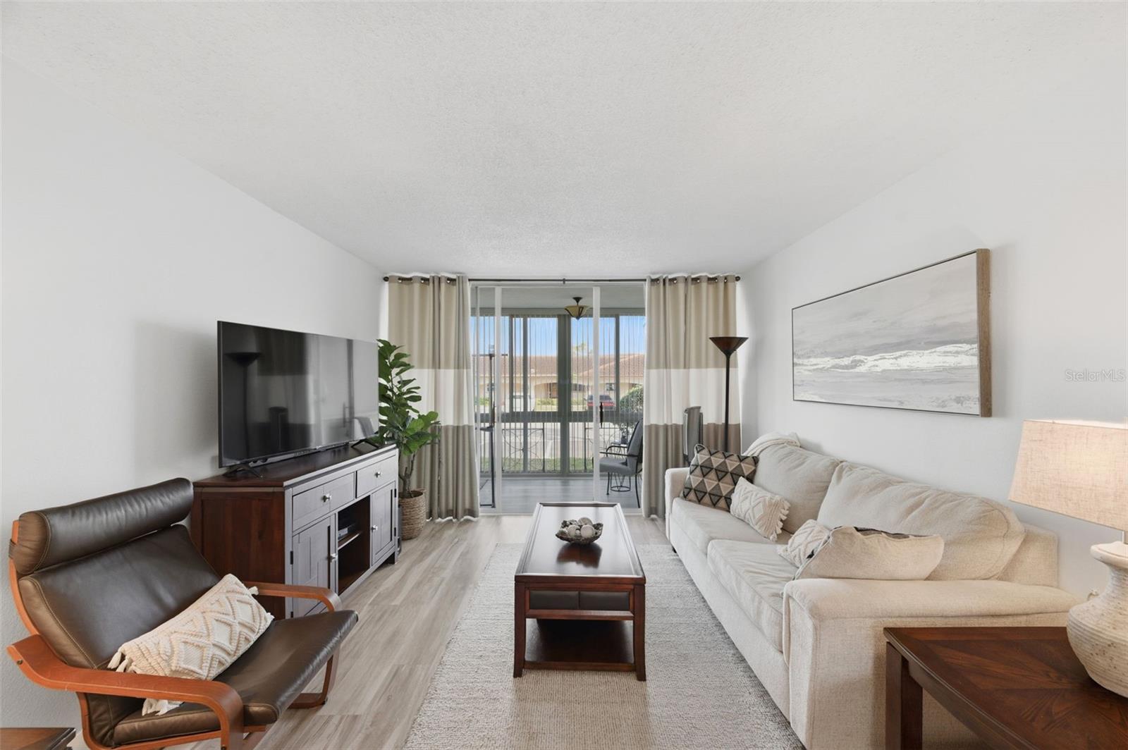 Image 3 of 39 For 19029 Us Highway 19 N 6-10