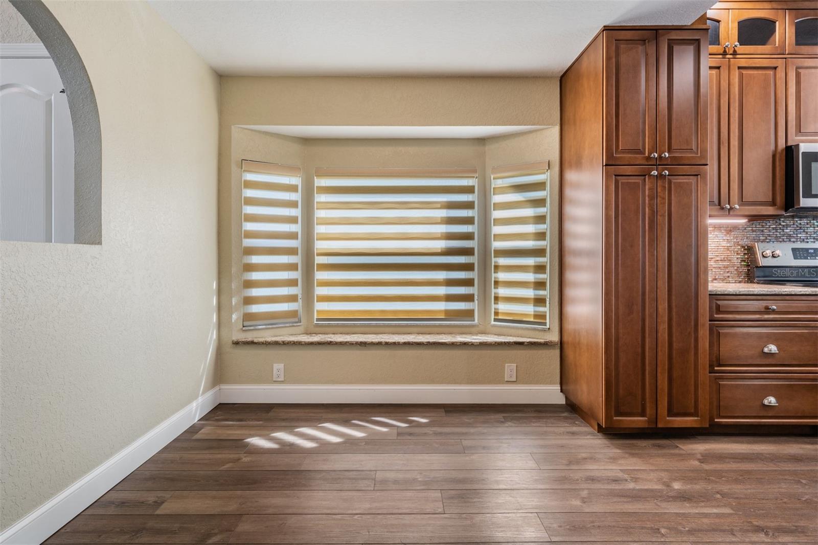 Image 17 of 49 For 6421 Drake Court