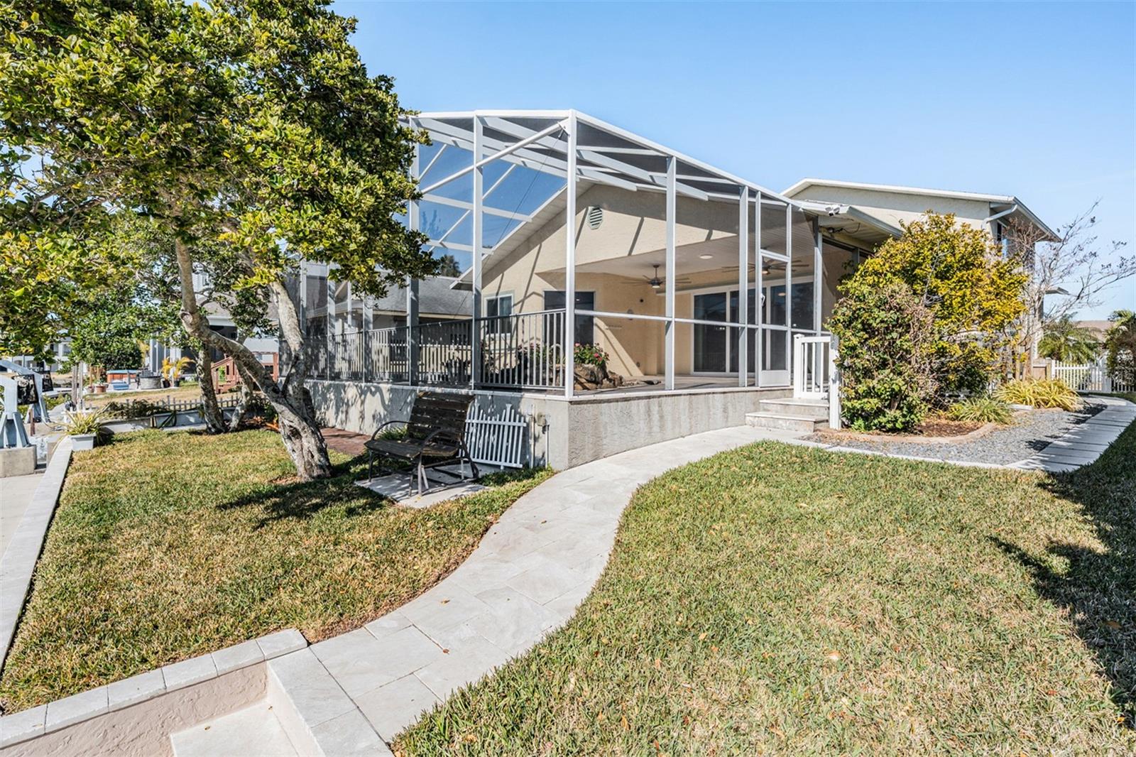 Image 39 of 49 For 6421 Drake Court