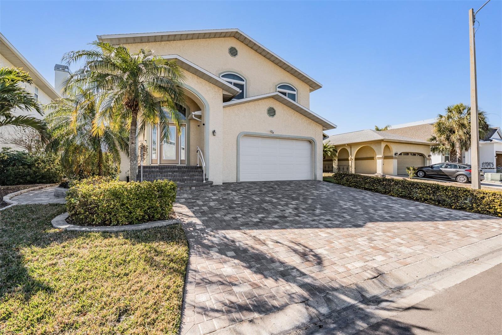 Image 42 of 49 For 6421 Drake Court