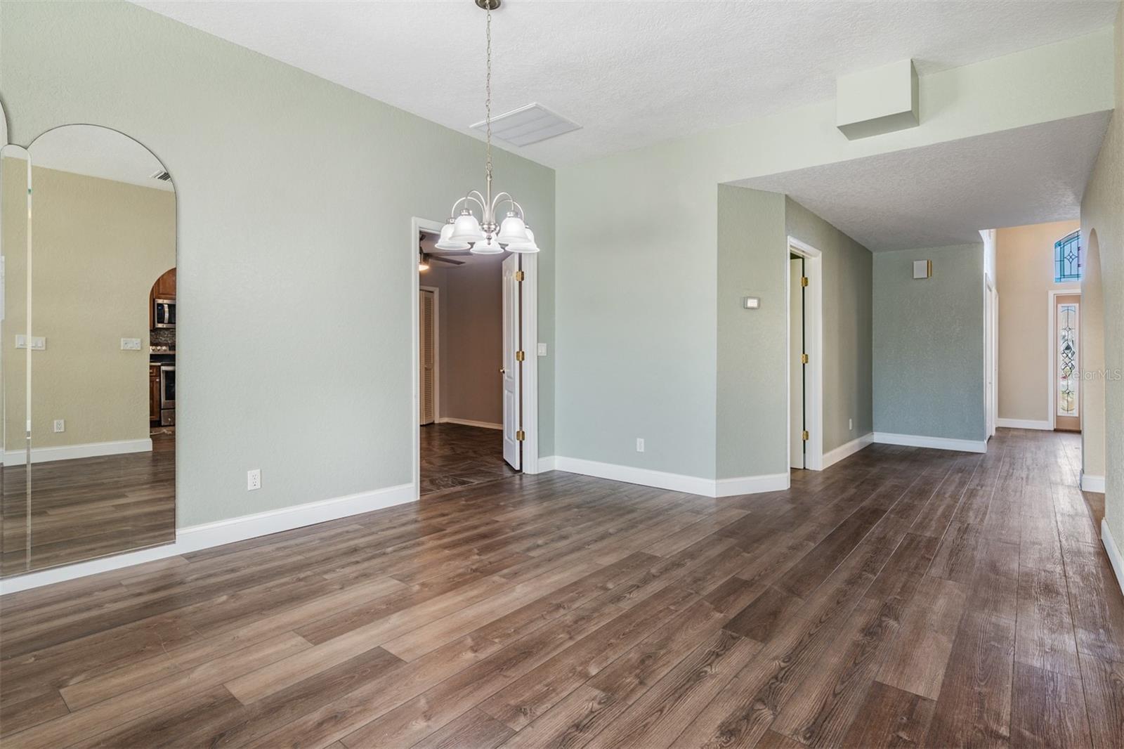 Image 6 of 49 For 6421 Drake Court