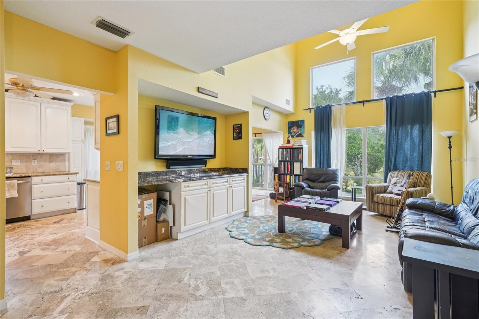 Image 14 of 100 For 602 Seabreeze Court