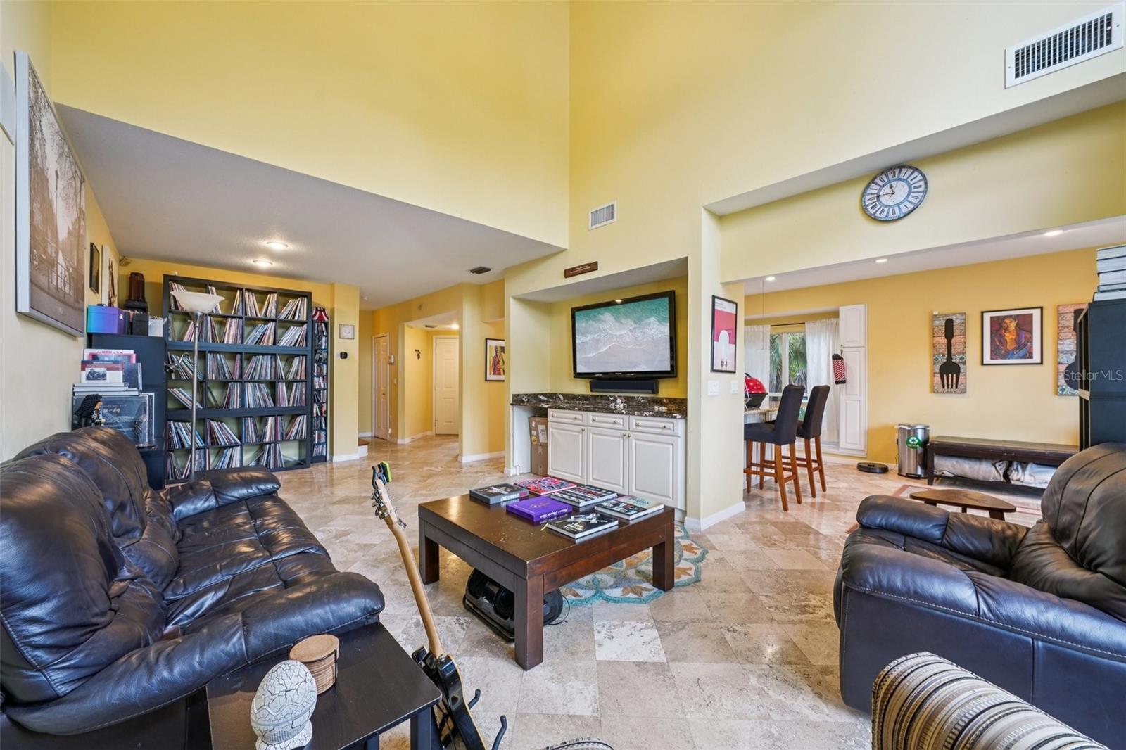 Image 15 of 100 For 602 Seabreeze Court