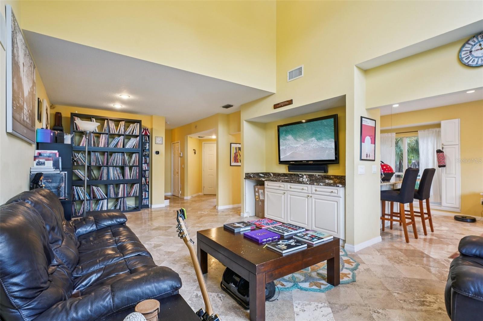 Image 16 of 100 For 602 Seabreeze Court