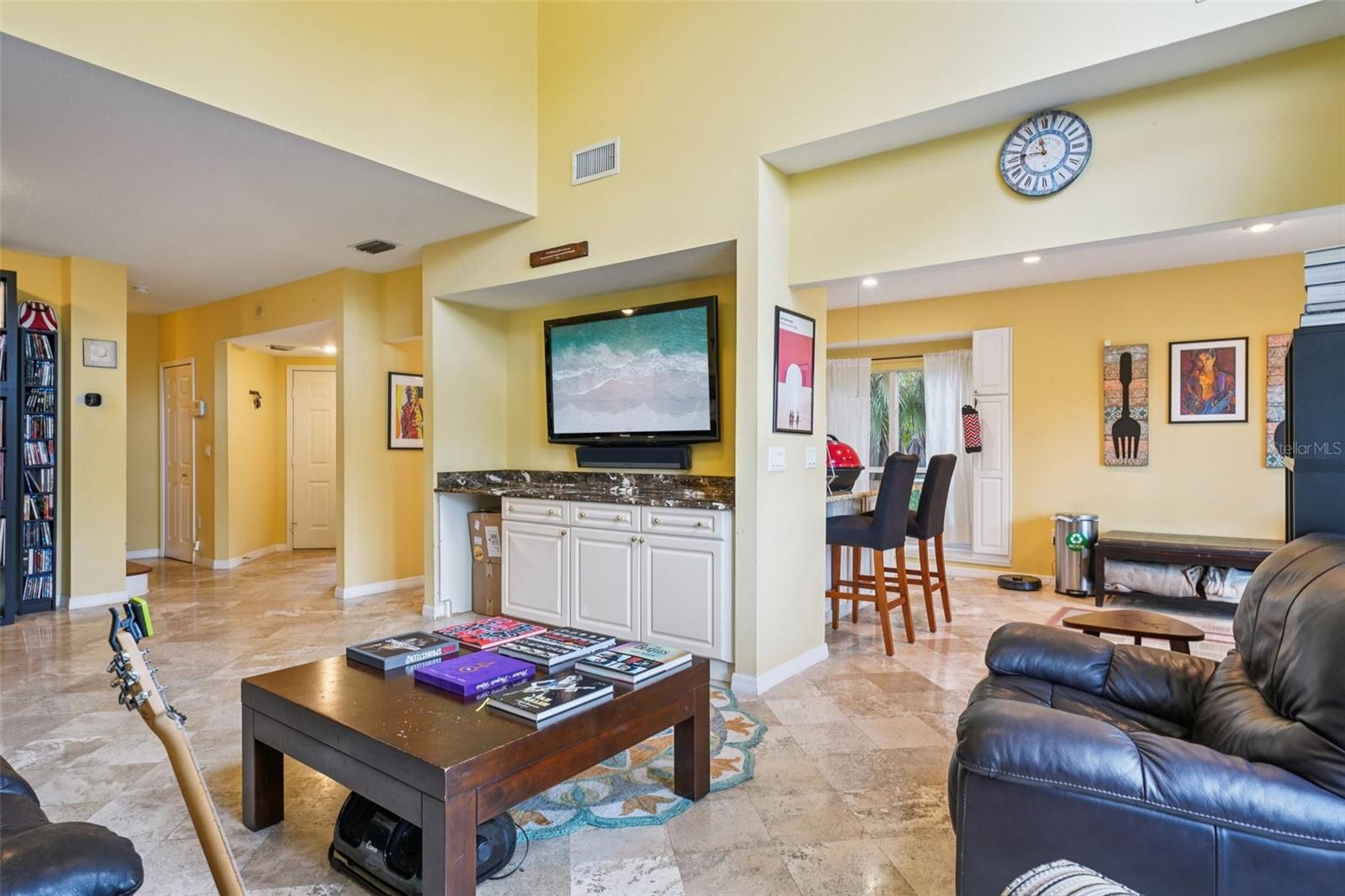 Image 17 of 100 For 602 Seabreeze Court