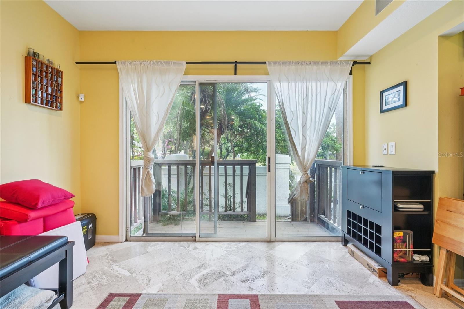 Image 25 of 100 For 602 Seabreeze Court