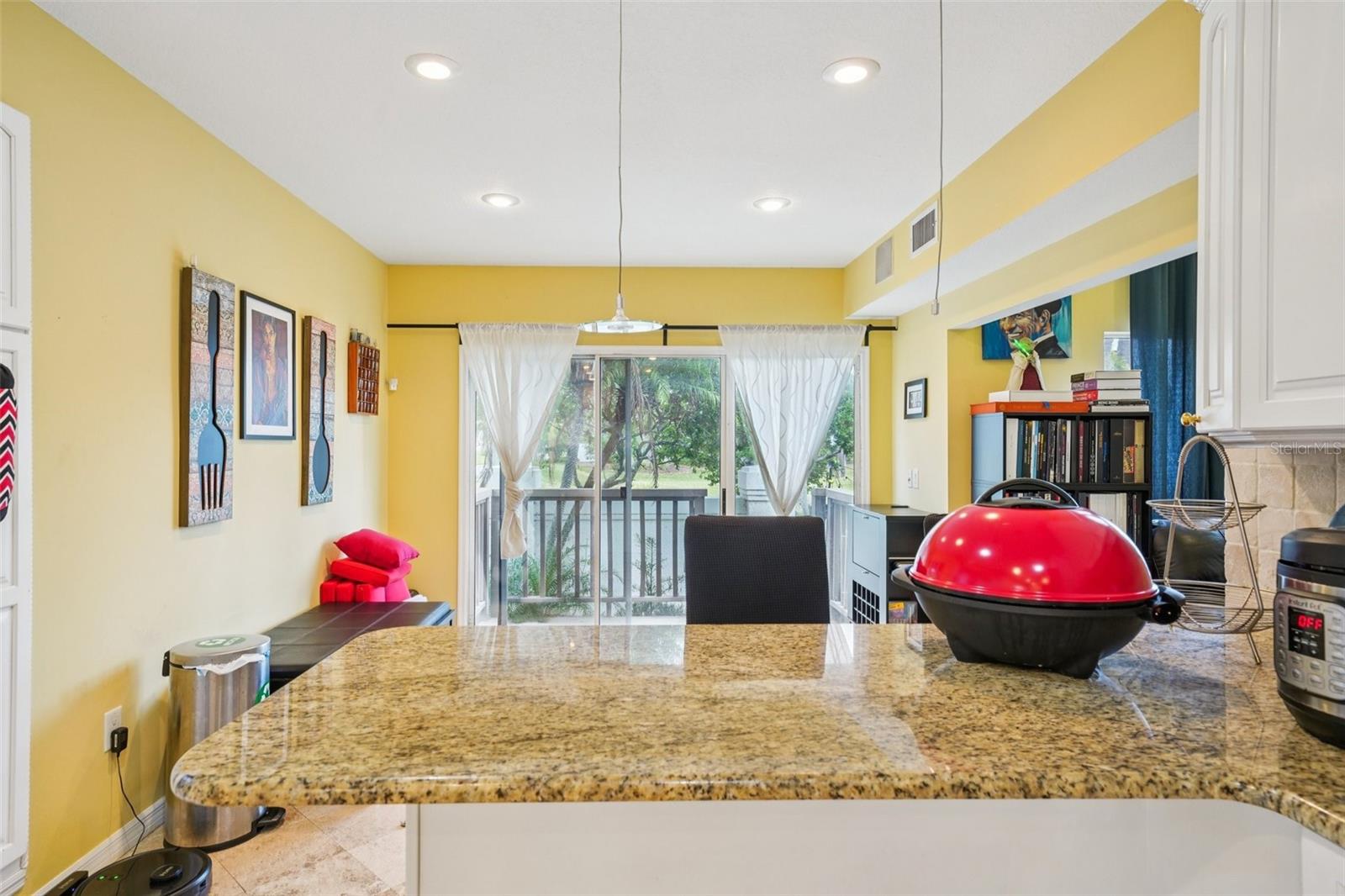 Image 36 of 100 For 602 Seabreeze Court