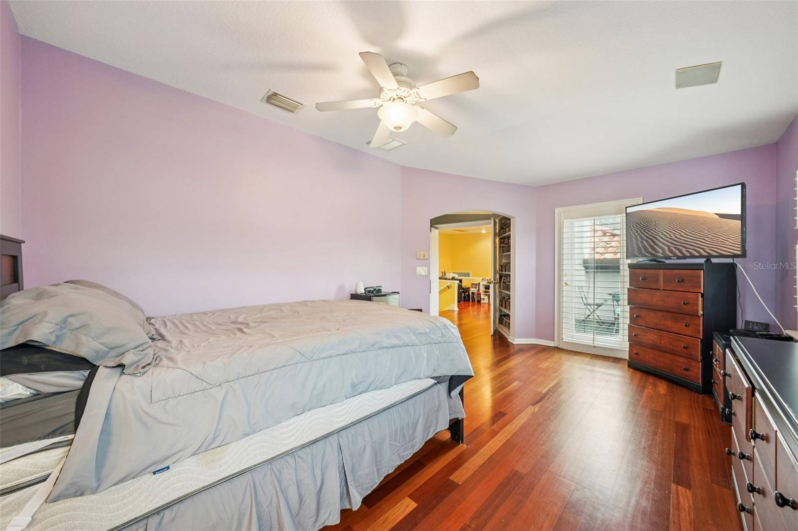 Image 45 of 100 For 602 Seabreeze Court