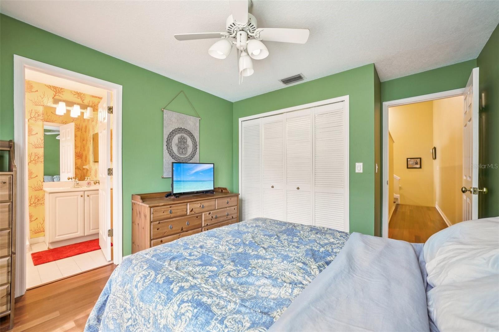 Image 54 of 100 For 602 Seabreeze Court