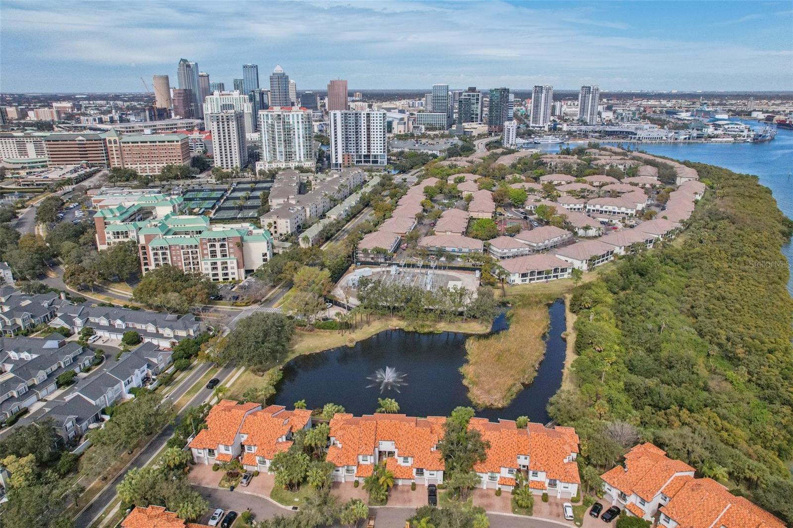 Image 77 of 100 For 602 Seabreeze Court