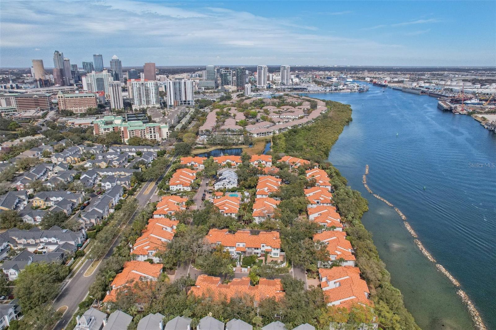 Image 79 of 100 For 602 Seabreeze Court