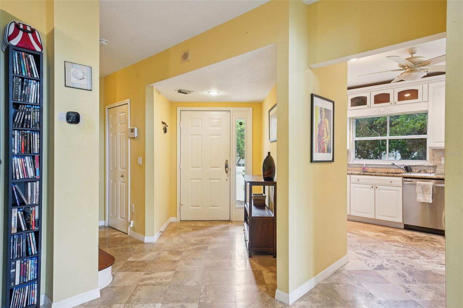 Image 8 of 100 For 602 Seabreeze Court