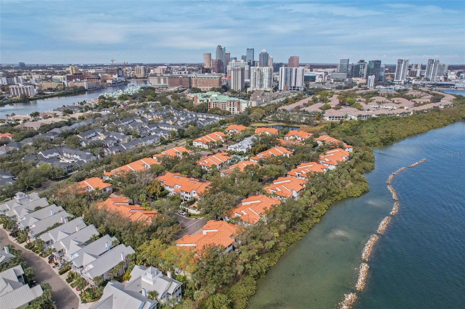 Image 82 of 100 For 602 Seabreeze Court