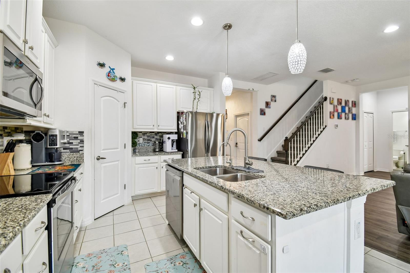 Image 13 of 85 For 12112 Ledbury Commons Drive