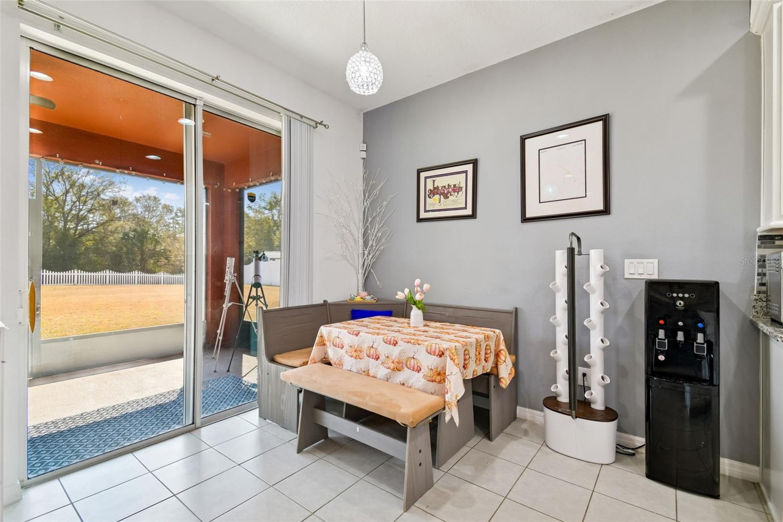 Image 16 of 85 For 12112 Ledbury Commons Drive