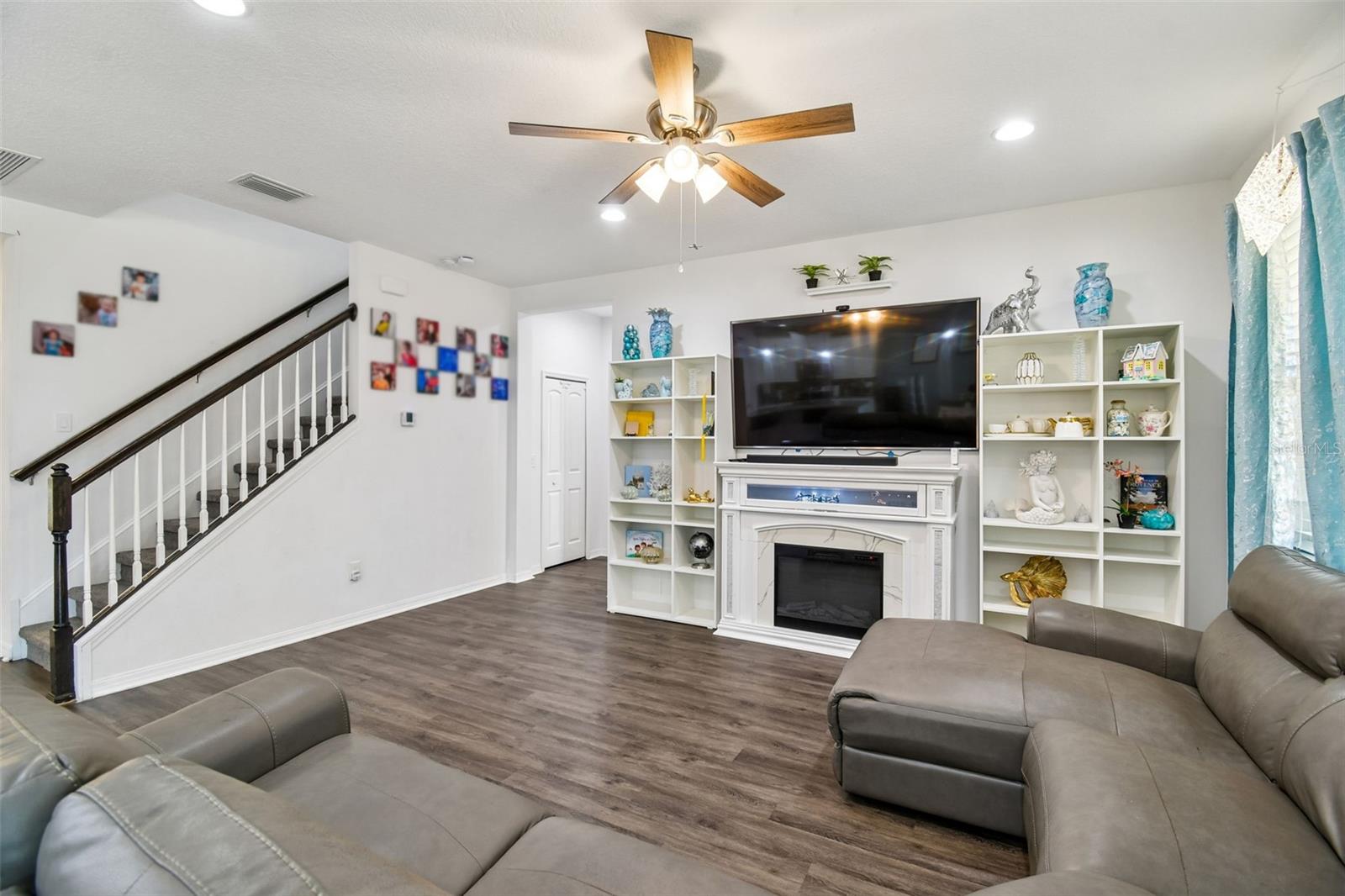 Image 17 of 85 For 12112 Ledbury Commons Drive