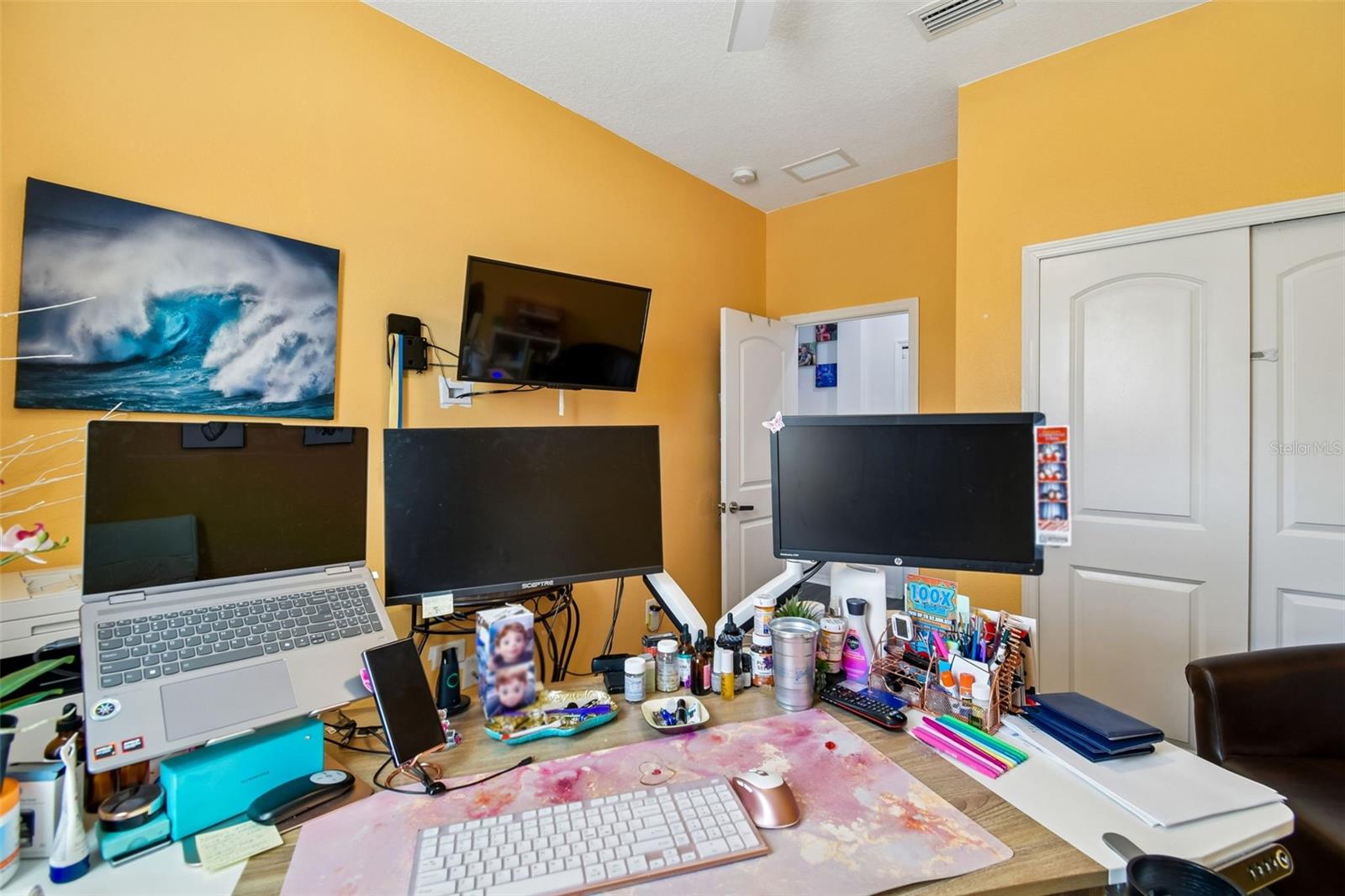 Image 27 of 85 For 12112 Ledbury Commons Drive