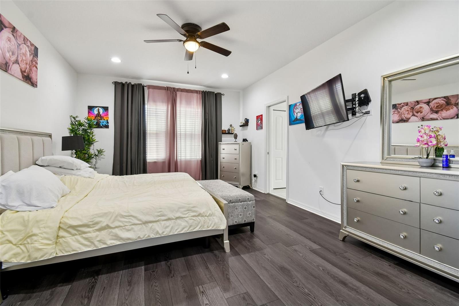 Image 37 of 85 For 12112 Ledbury Commons Drive