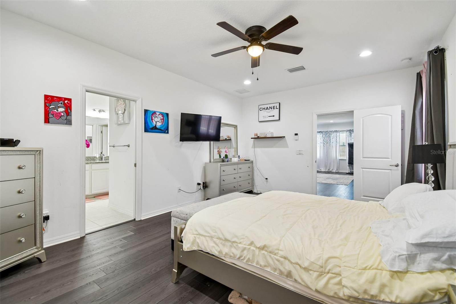 Image 39 of 85 For 12112 Ledbury Commons Drive