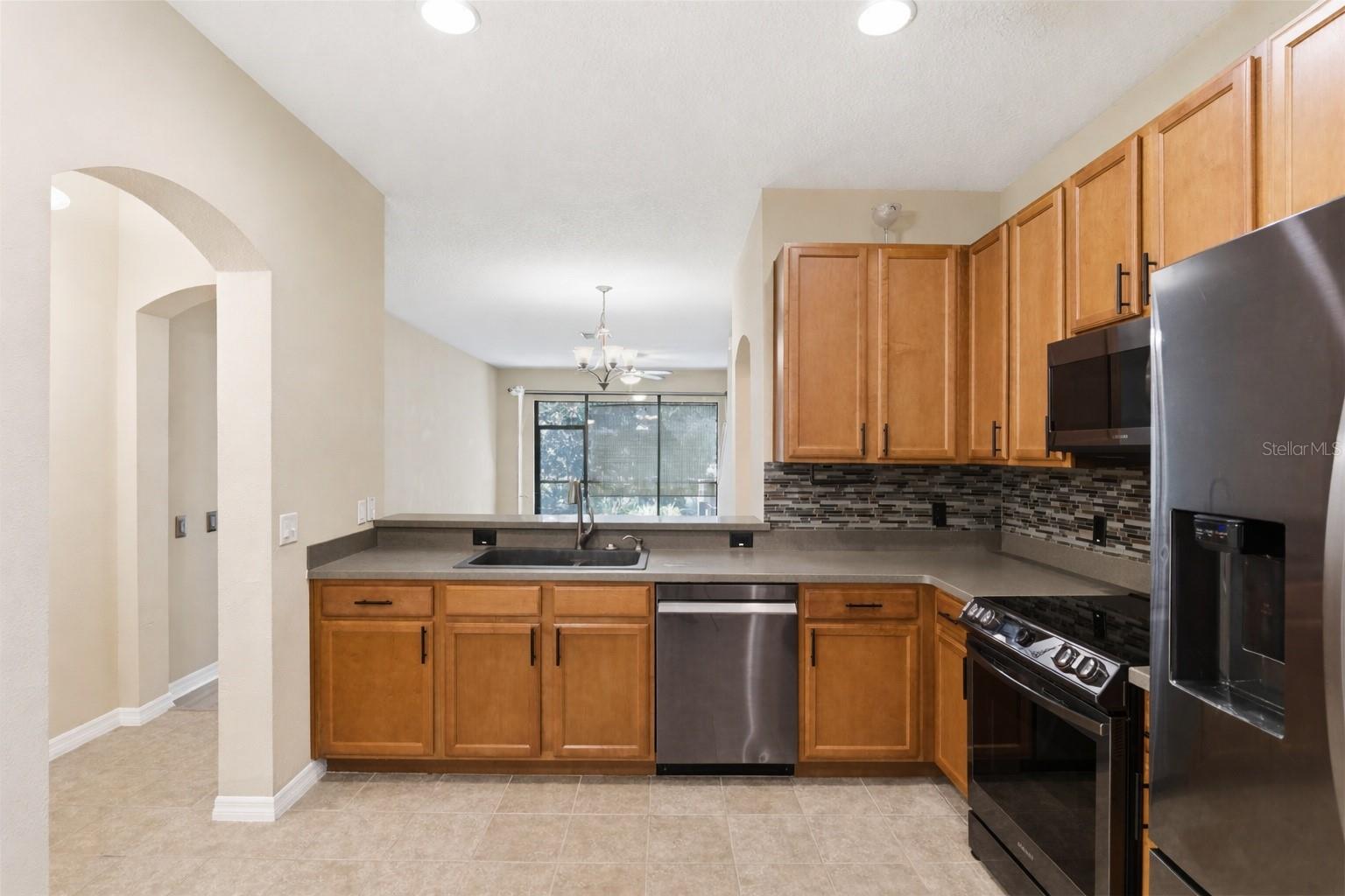 Image 10 of 33 For 11840 13th Way N