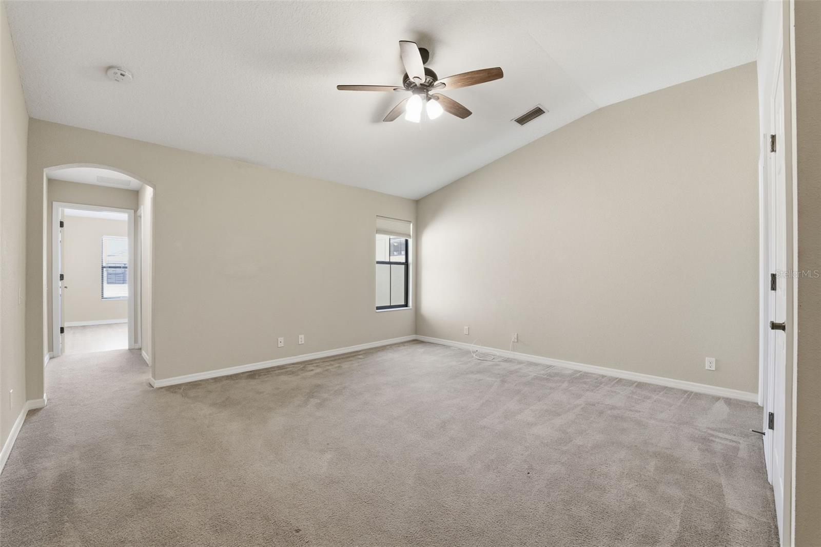 Image 17 of 33 For 11840 13th Way N