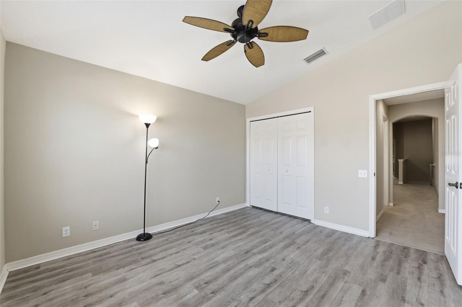 Image 24 of 33 For 11840 13th Way N