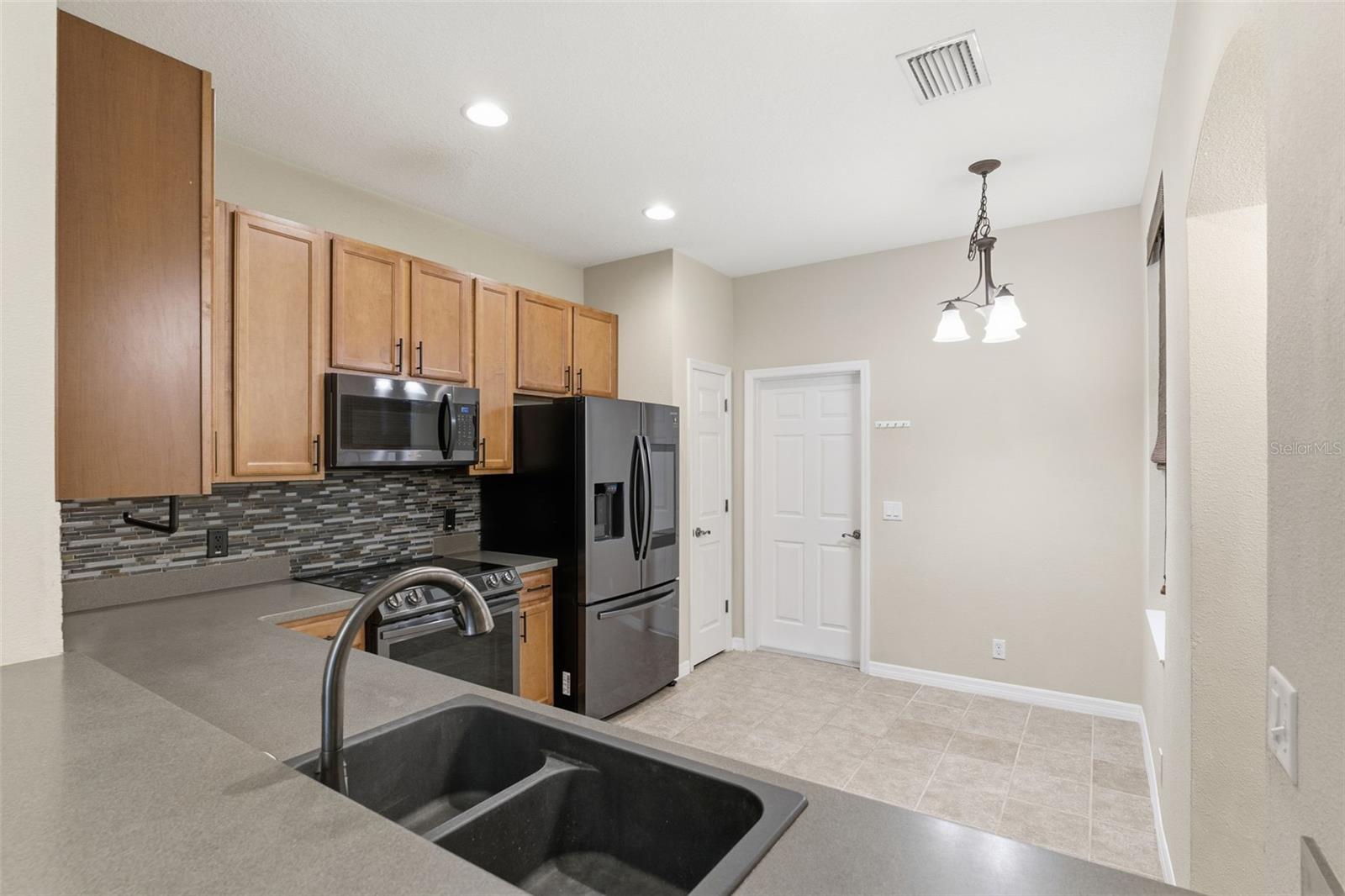 Image 9 of 33 For 11840 13th Way N