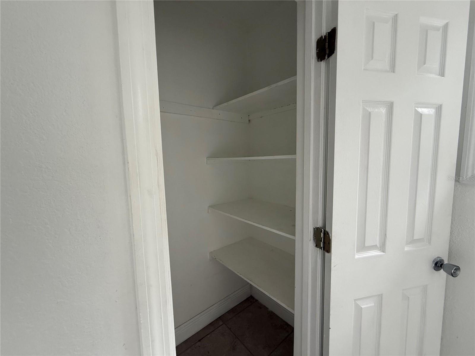 Image 10 of 22 For 1345 Drew Street 16