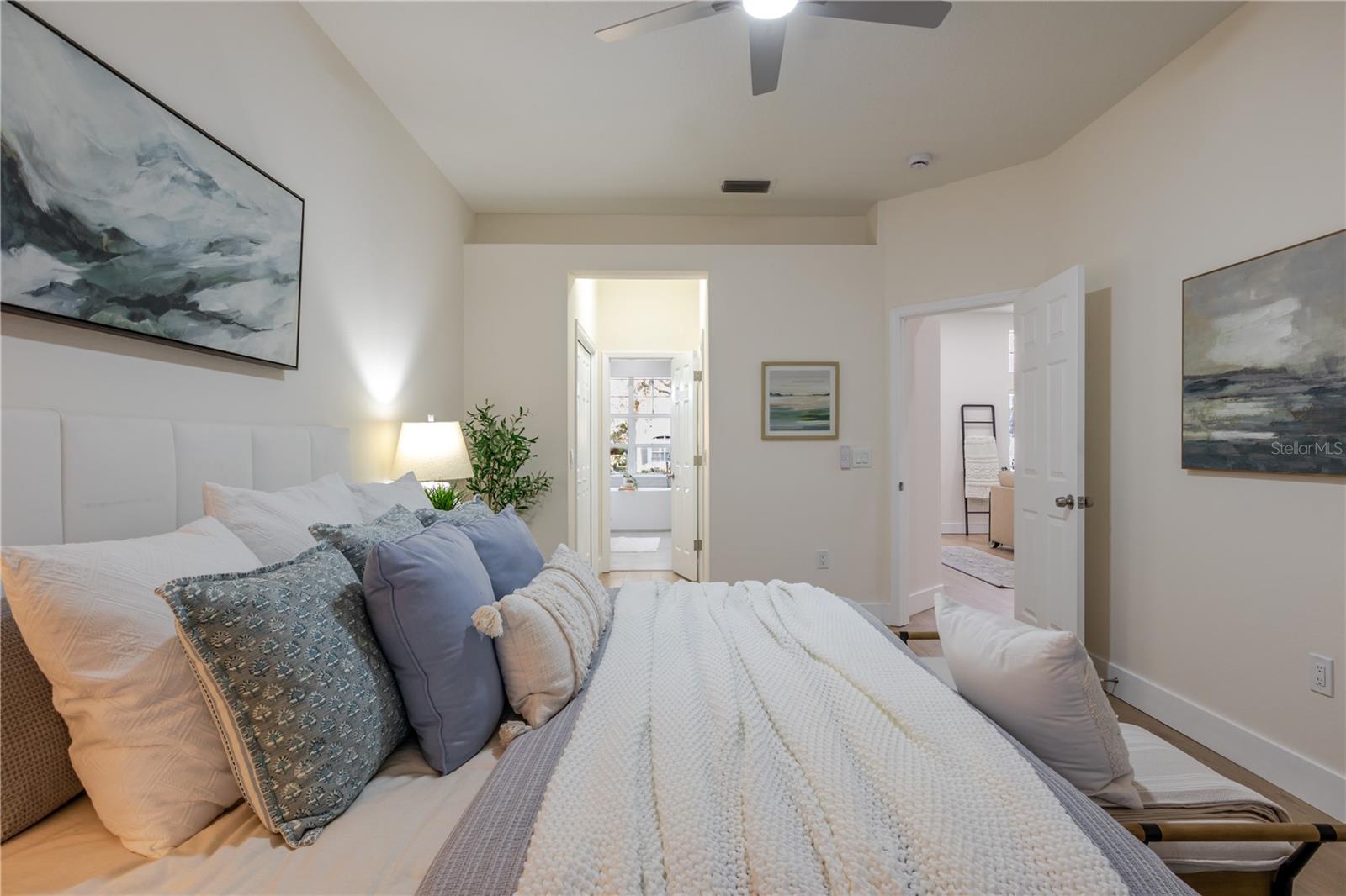 Listing photo id 19 for 10208 Thicket Point Way