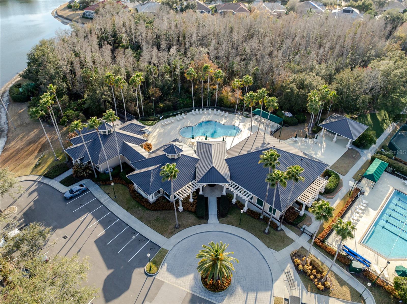 Listing photo id 57 for 10208 Thicket Point Way