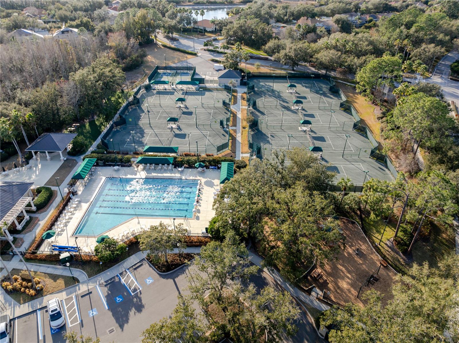 Listing photo id 58 for 10208 Thicket Point Way