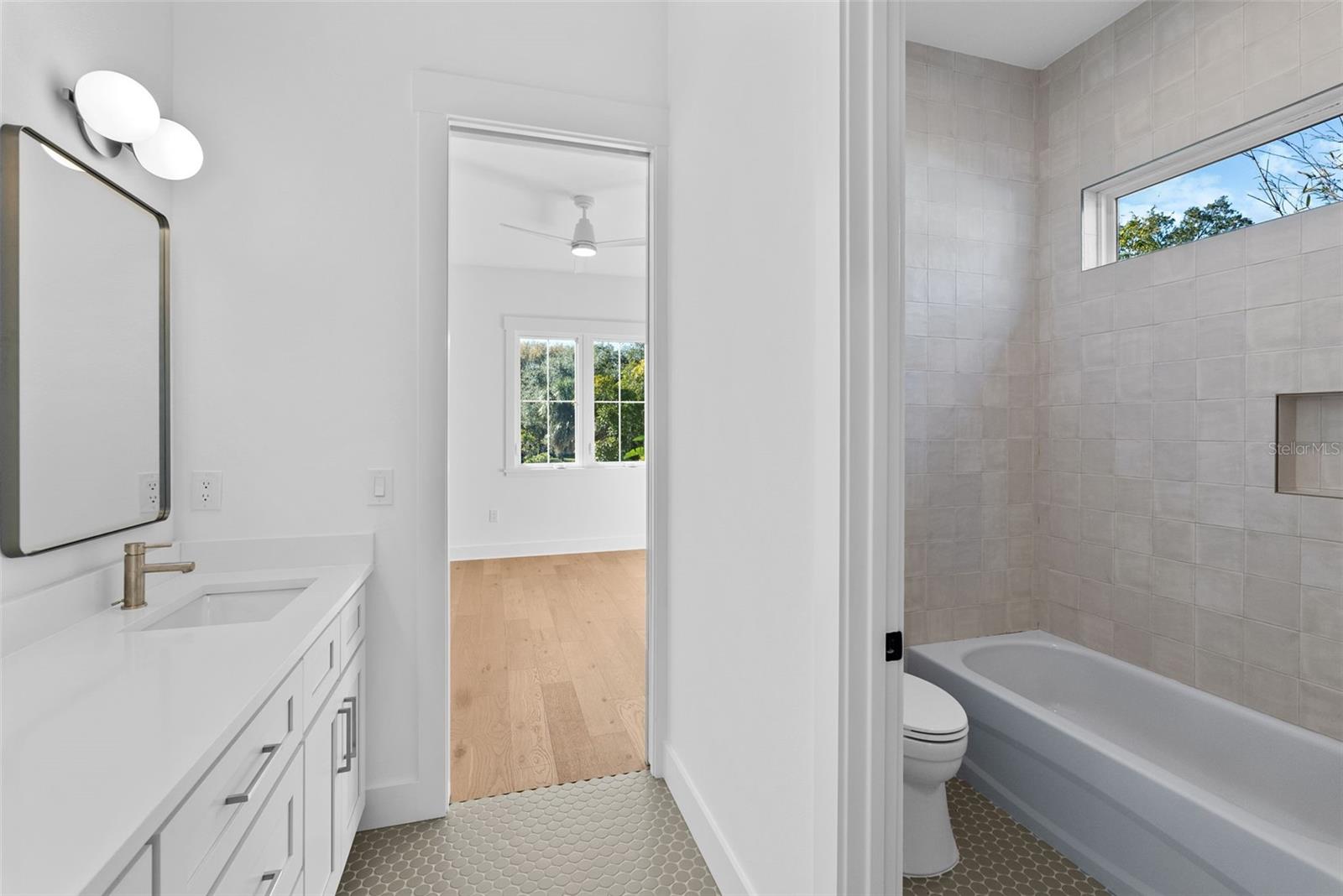 Image 23 of 26 For 3904 Greenwood Drive