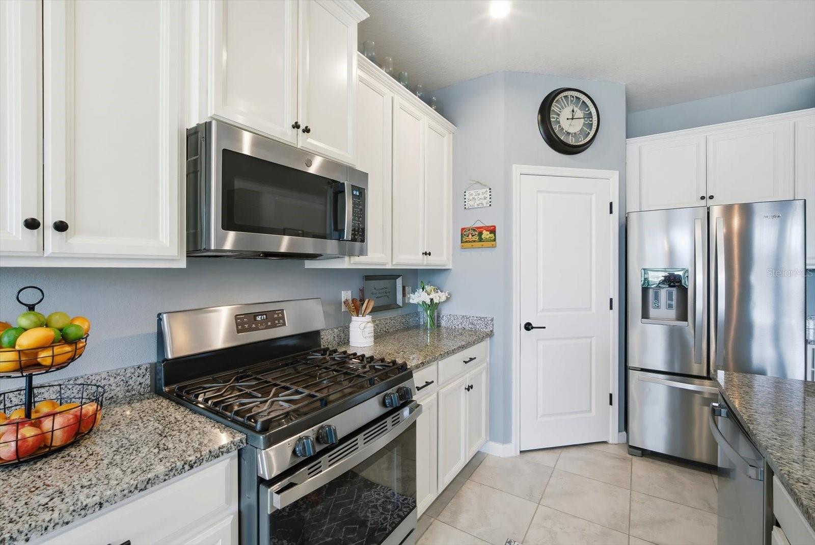 Image 15 of 38 For 11605 Cleyera Court